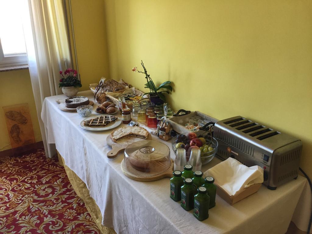 Hotel San Giacomo Monteprandone Buitenkant foto